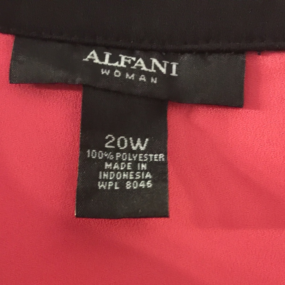 Alfani Blouse in Raspberry 💕 - Picture 6 of 7